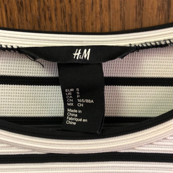 Fitting Striped H&M Midi Dress - Picture 2 of 5